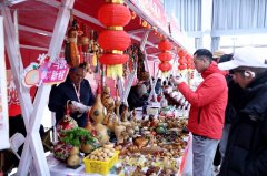 <strong>而来自京蒙合做的消费帮扶专区特色农产</strong>